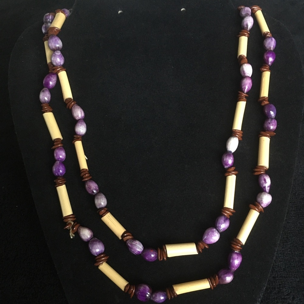 VINTAGE Beaded Necklace